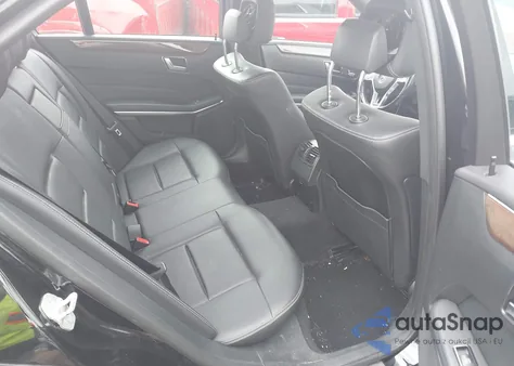 2015 Mercedes-Benz E 350 4Matic z USA, uszkodzony, nr VIN WDDHF8JB9FB112590